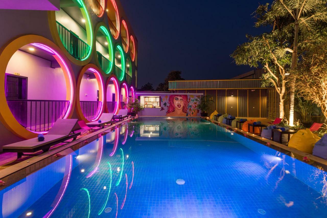 White Rabbit Hostel Siem Reap (Adults Only) Zewnętrze zdjęcie