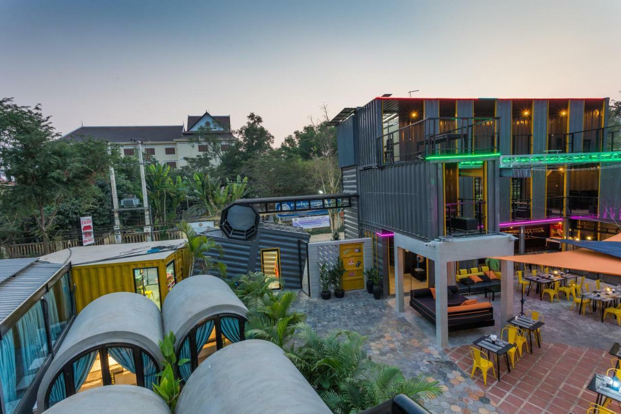 White Rabbit Hostel Siem Reap (Adults Only) Zewnętrze zdjęcie
